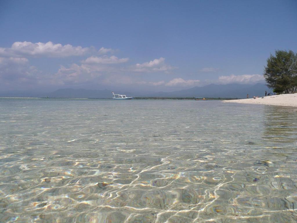 Tropicana Bungalows Gili Meno Exterior photo